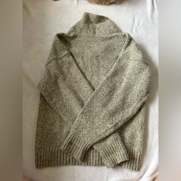 Vintage London Fog Wool Sweater​ - Picture 6 of 6